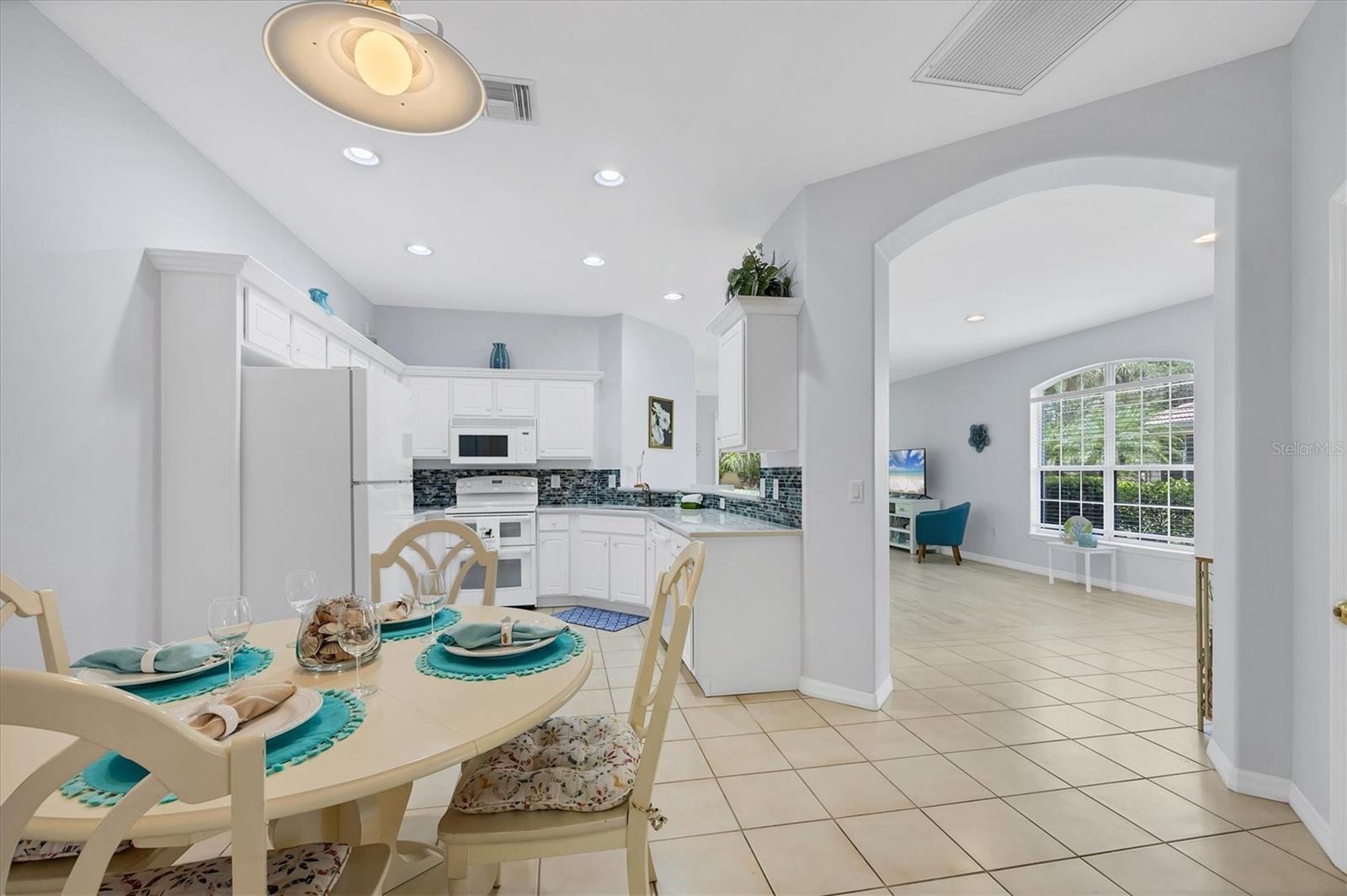 4841 WHISPERING OAKS DR — photo 20