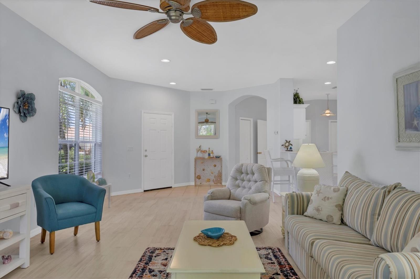 4841 WHISPERING OAKS DR — photo 14
