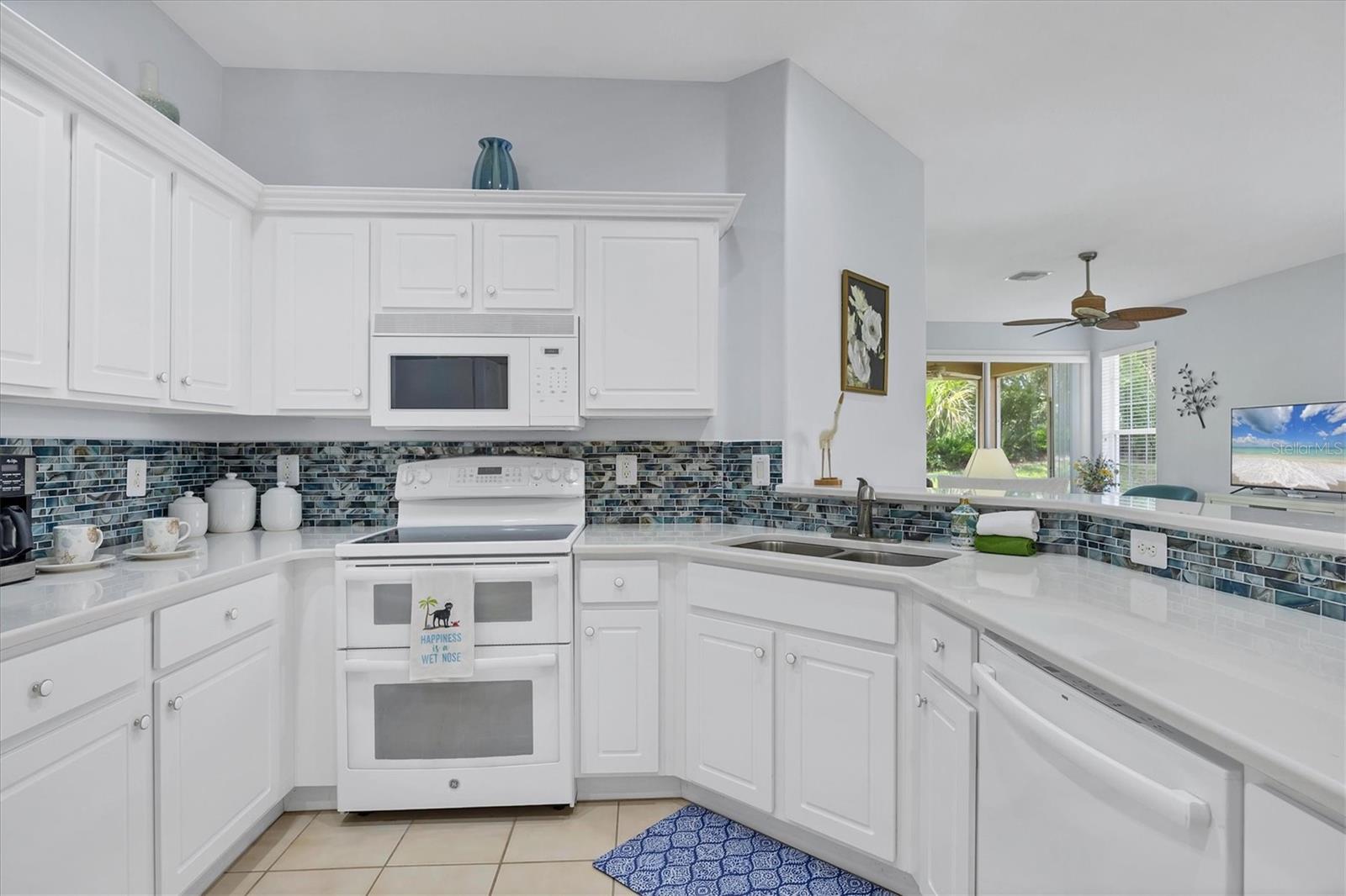 4841 WHISPERING OAKS DR — photo 16