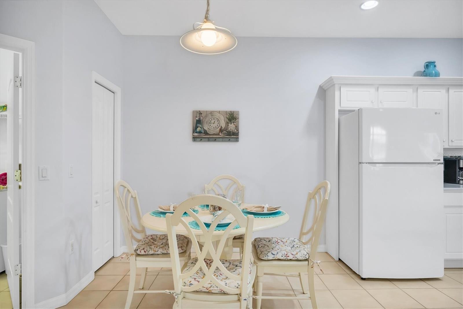 4841 WHISPERING OAKS DR — photo 19