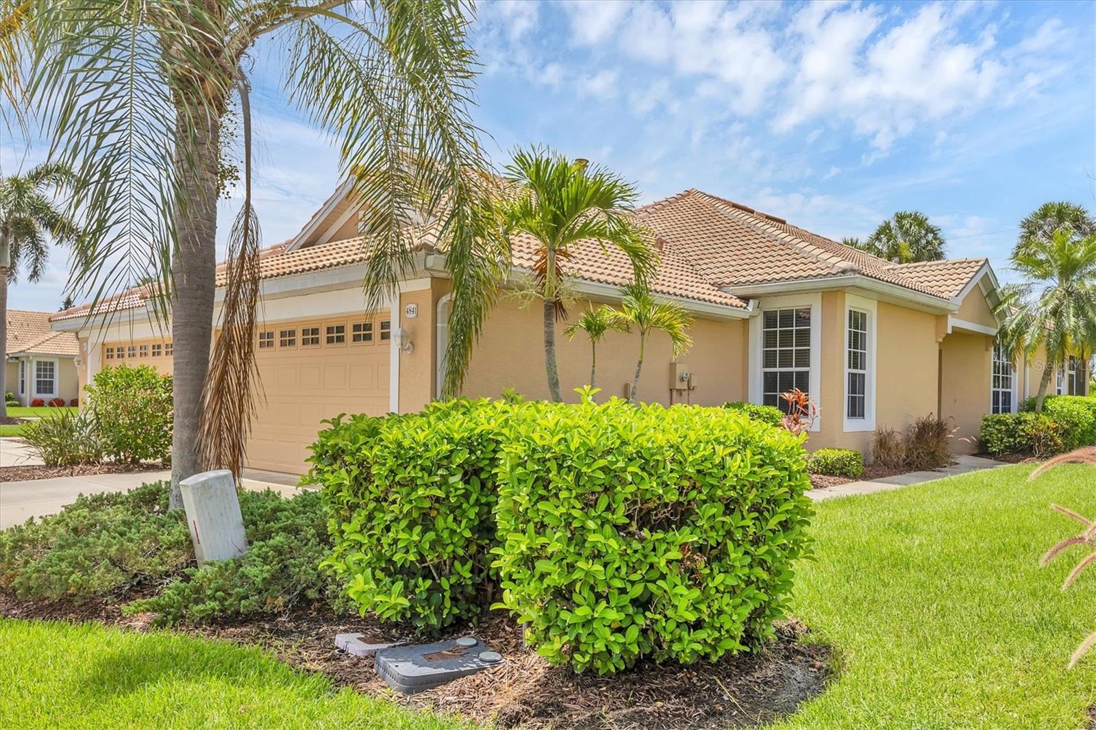 4841 WHISPERING OAKS DR — photo 5