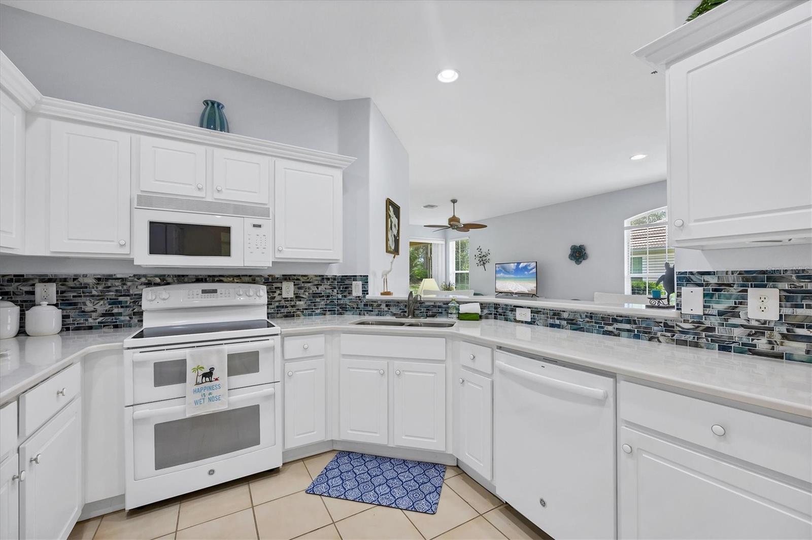 4841 WHISPERING OAKS DR — photo 17