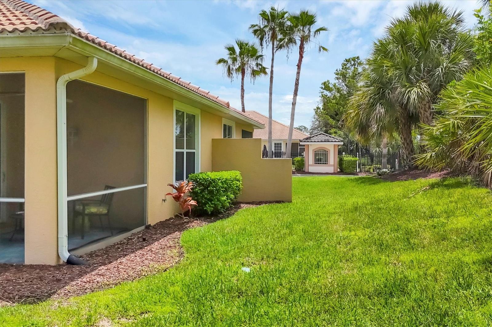 4841 WHISPERING OAKS DR — photo 30