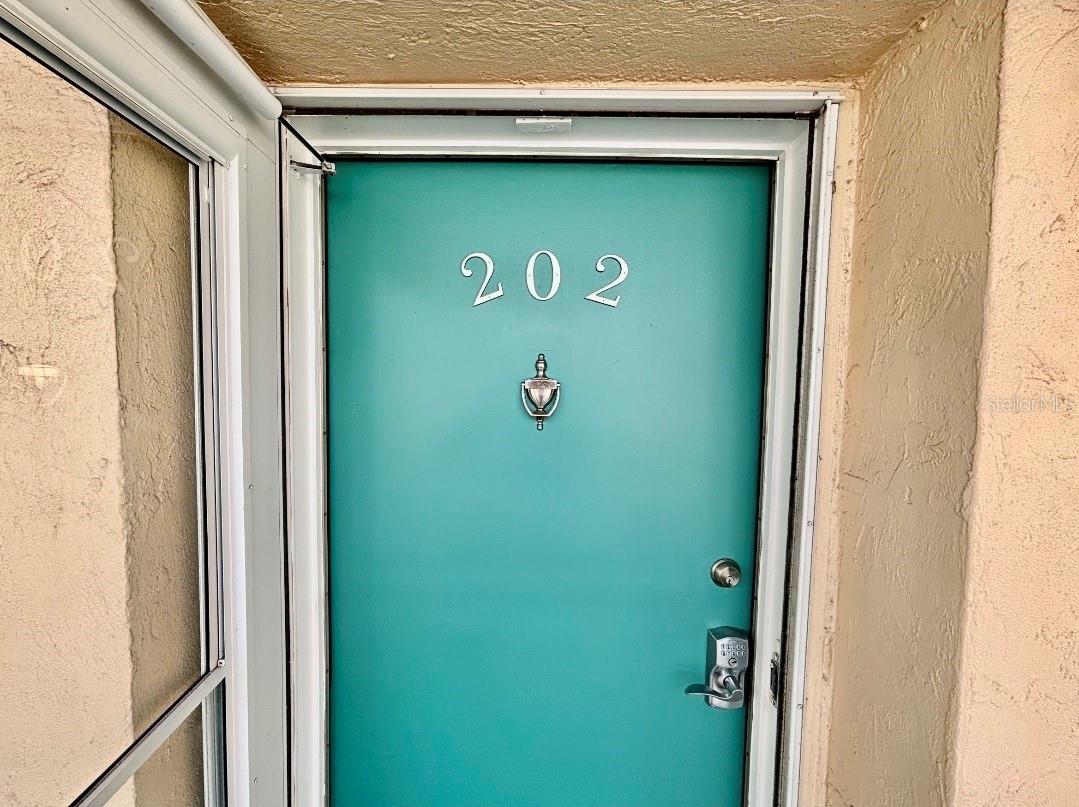 1215 S PORTOFINO DR #202 — photo 2