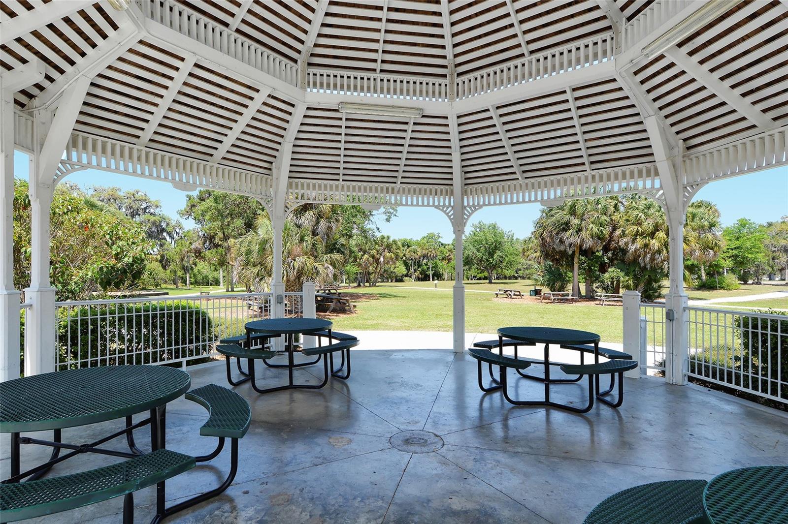 2308 WATERBLUFF PL #V304 — photo 68