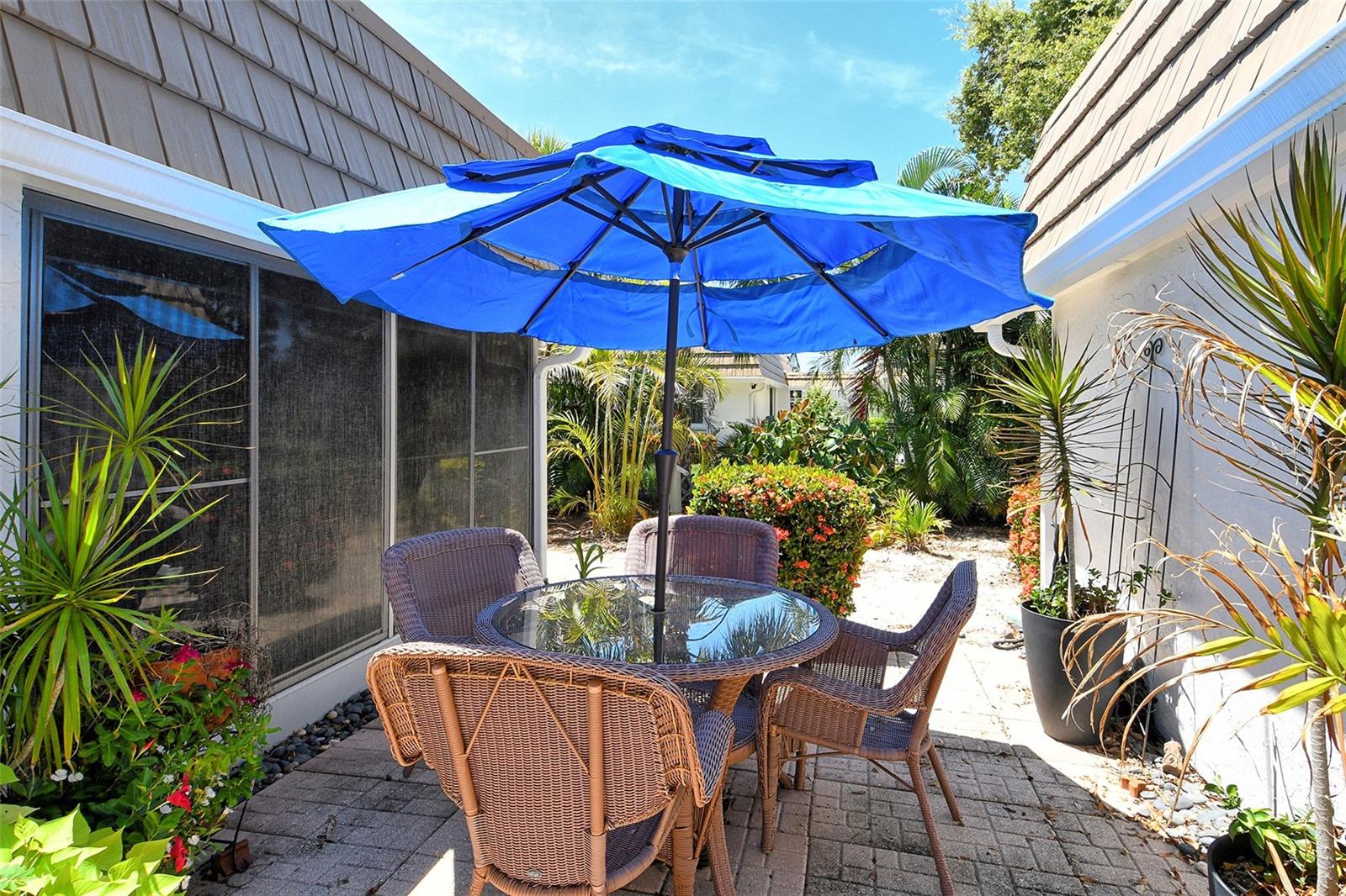 2308 WATERBLUFF PL #V304 — photo 31