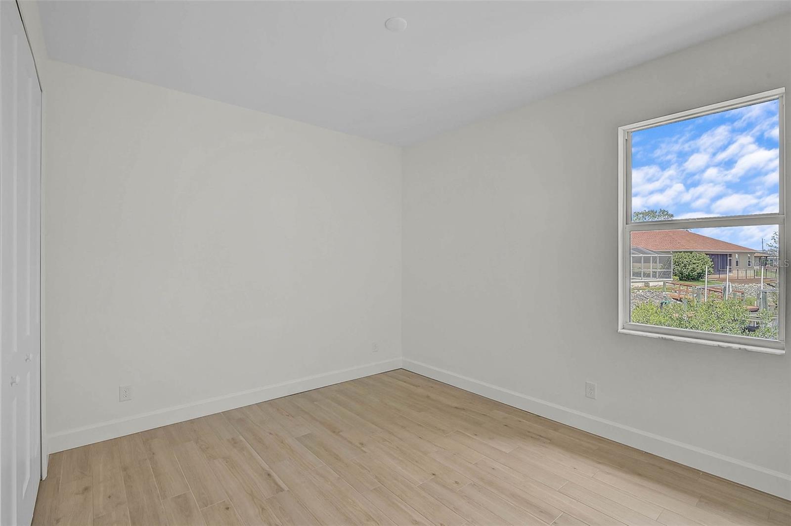 6655 PAN AMERICAN BLVD — photo 31