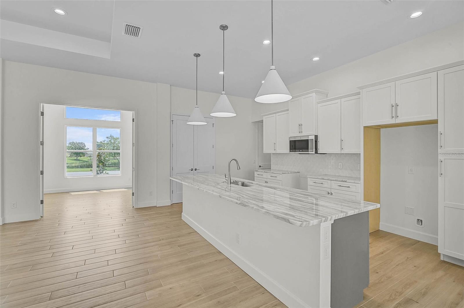 6655 PAN AMERICAN BLVD — photo 13