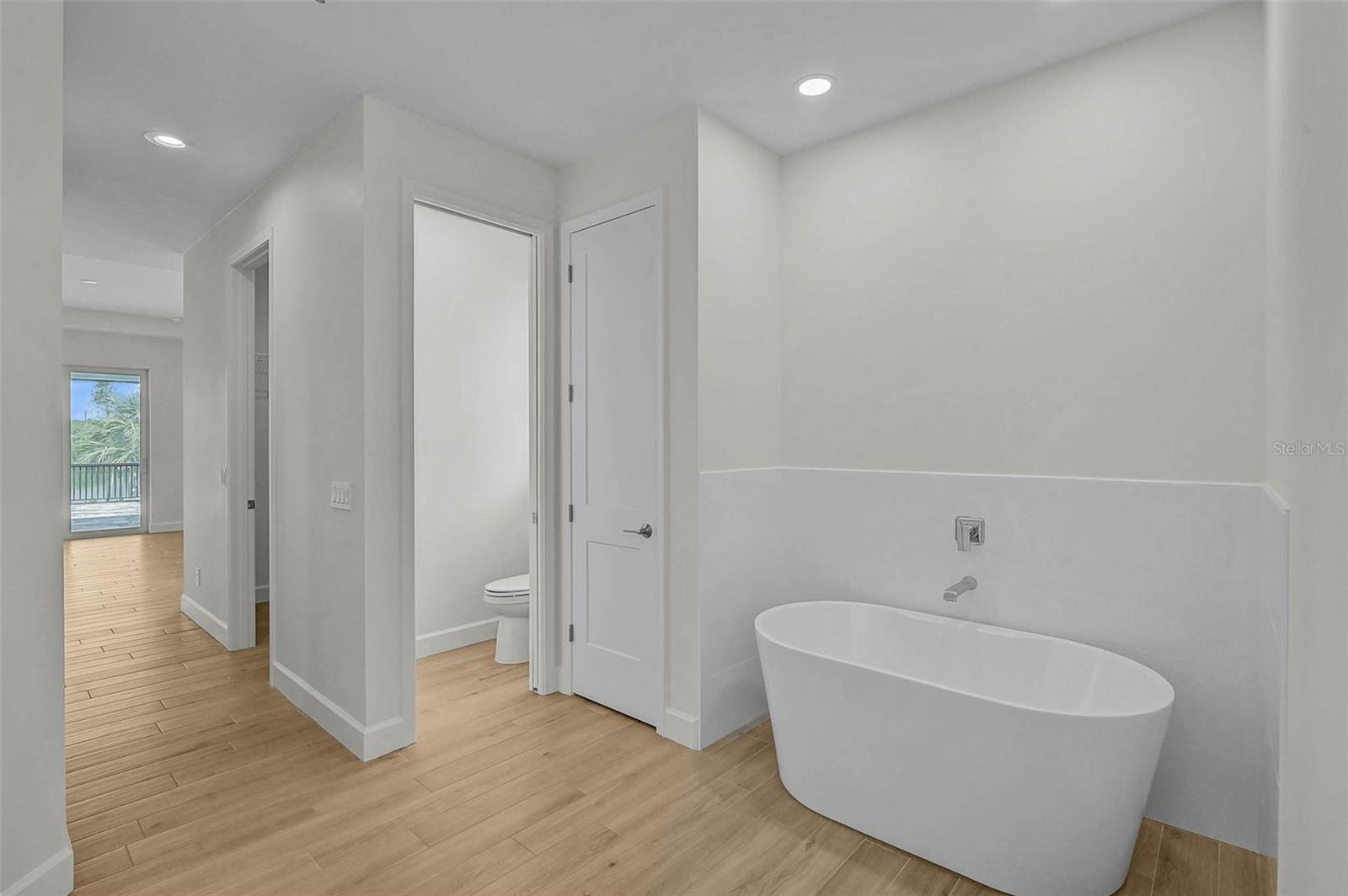 6655 PAN AMERICAN BLVD — photo 42