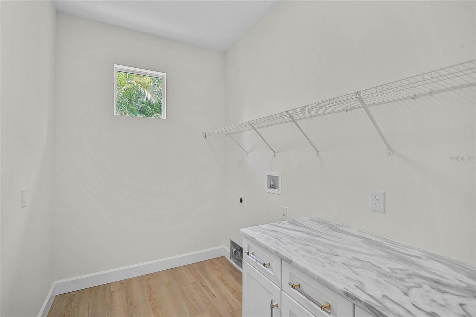 6655 PAN AMERICAN BLVD — photo 24