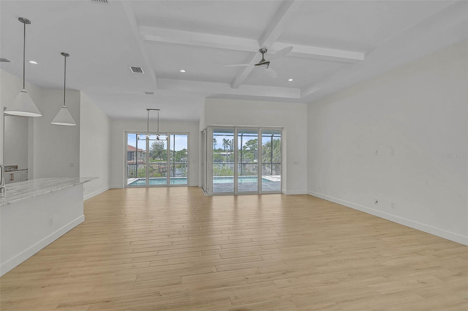 6655 PAN AMERICAN BLVD — photo 12