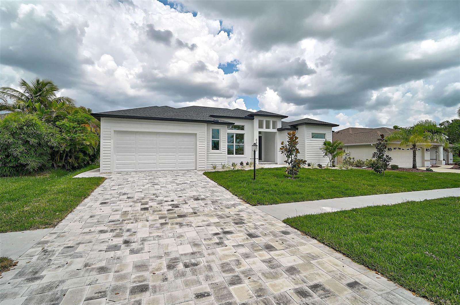6655 PAN AMERICAN BLVD — photo 4
