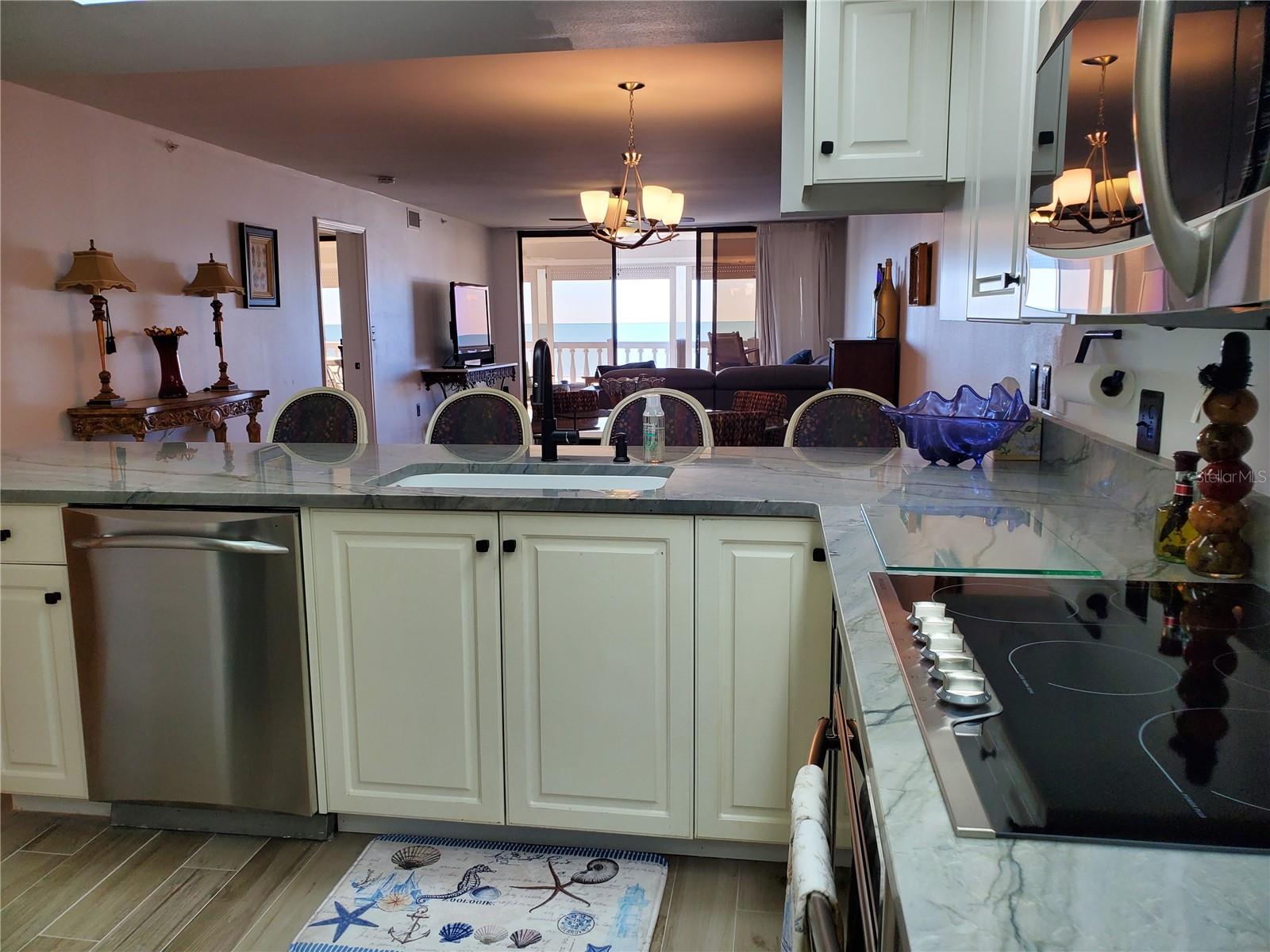 6650 SUNSET WAY #220 — photo 15