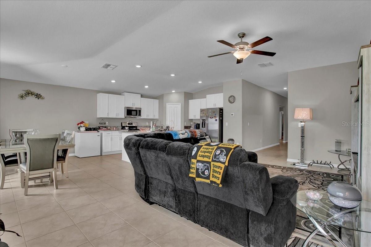 769 CALICO SCALLOP ST — photo 57