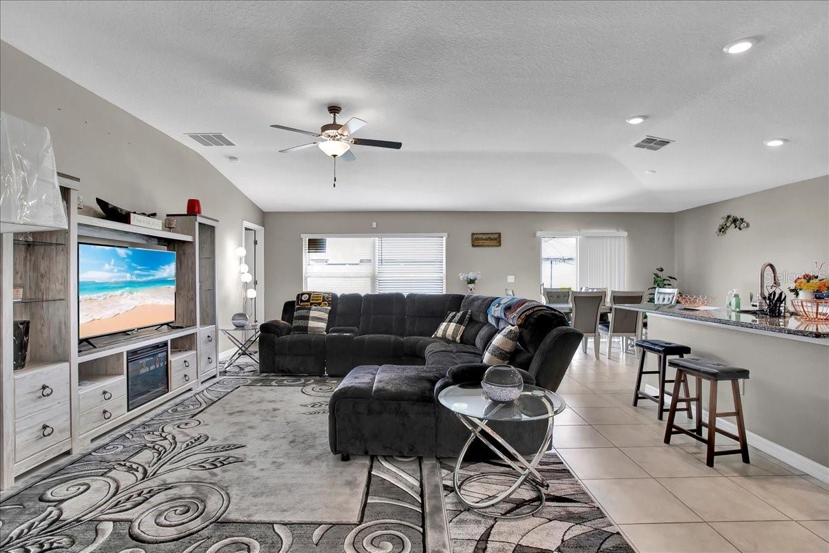 769 CALICO SCALLOP ST — photo 54