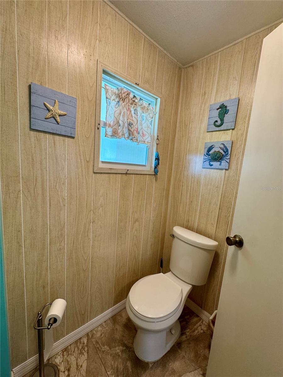 203 ESTRADA — photo 18