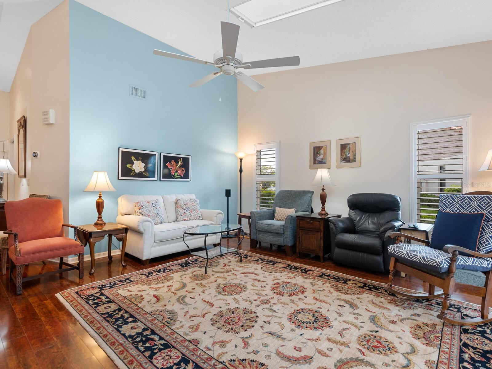 4004 WILSHIRE CIR E #89 — photo 5