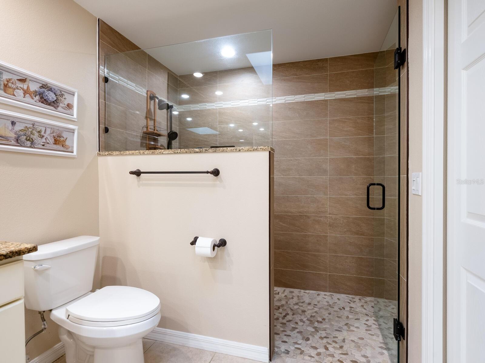 4004 WILSHIRE CIR E #89 — photo 26