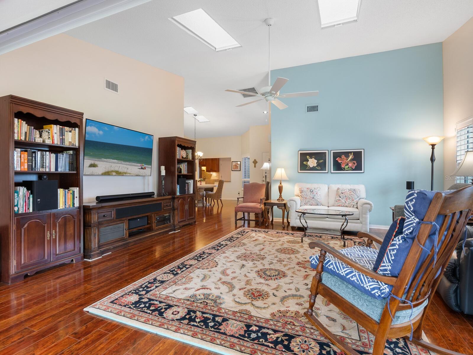 4004 WILSHIRE CIR E #89 — photo 4