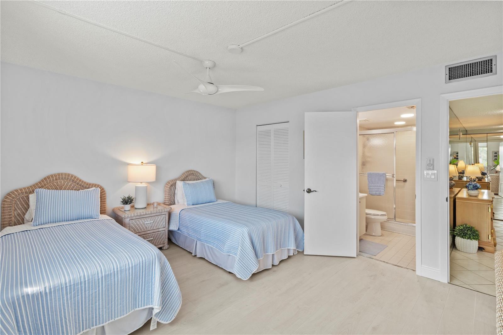 724 BAYPORT WAY #724 — photo 32