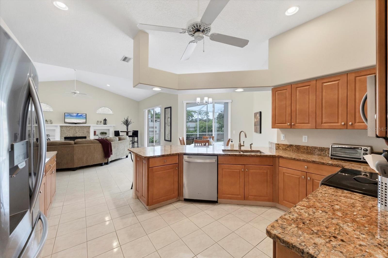 6392 WOODBIRCH PL — photo 10