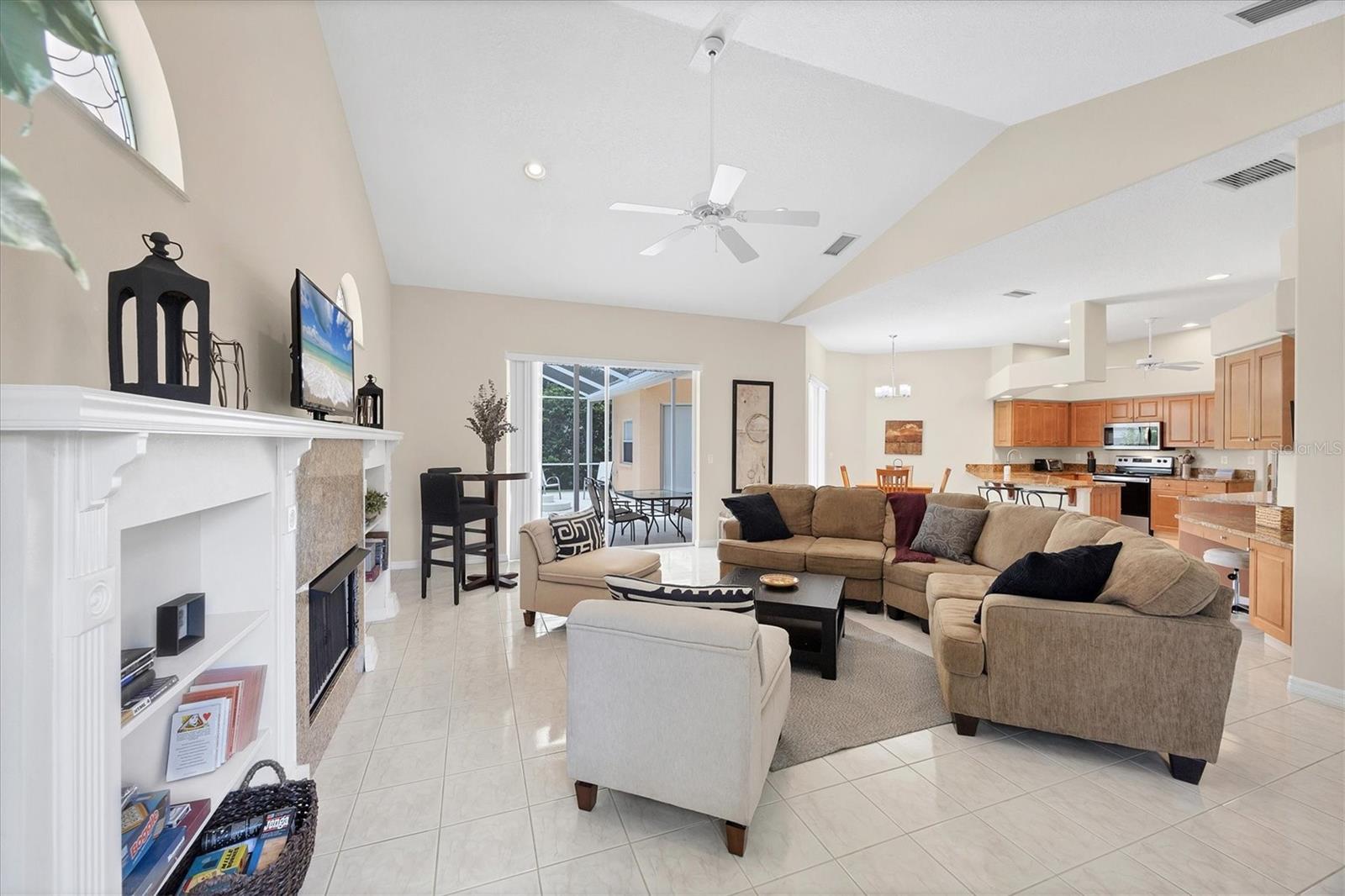 6392 WOODBIRCH PL — photo 15