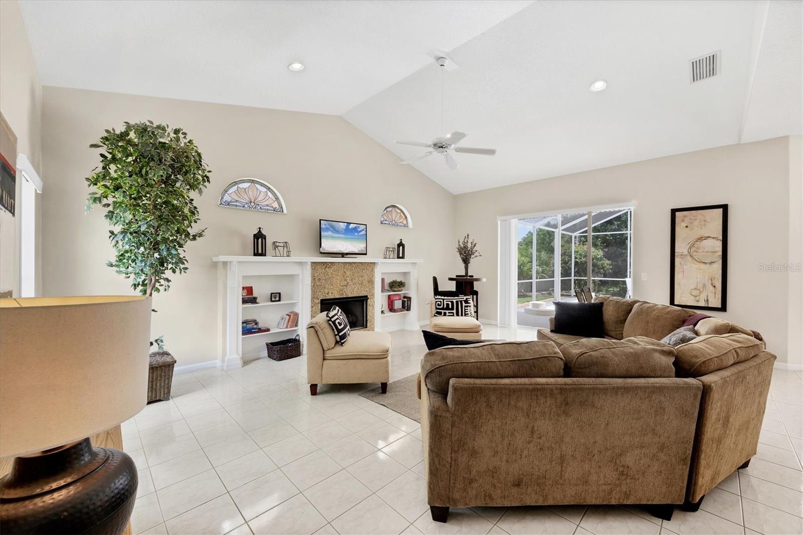 6392 WOODBIRCH PL — photo 16