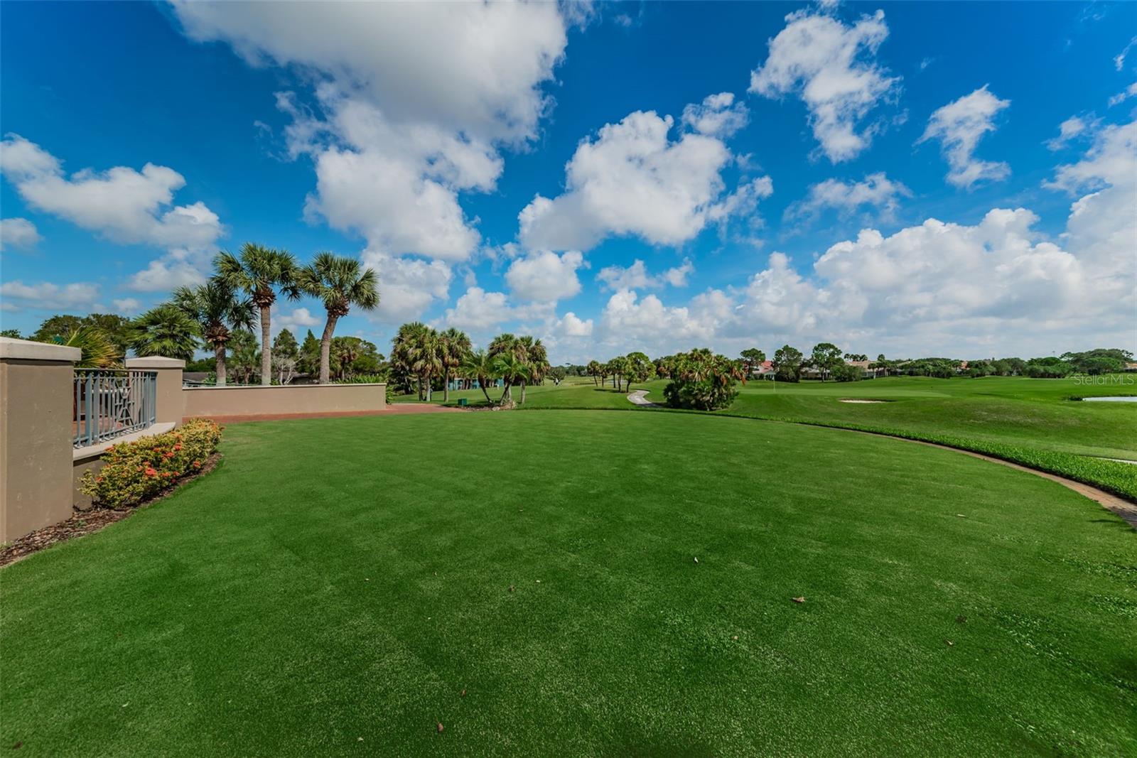 10479 LONGWOOD DR — photo 49