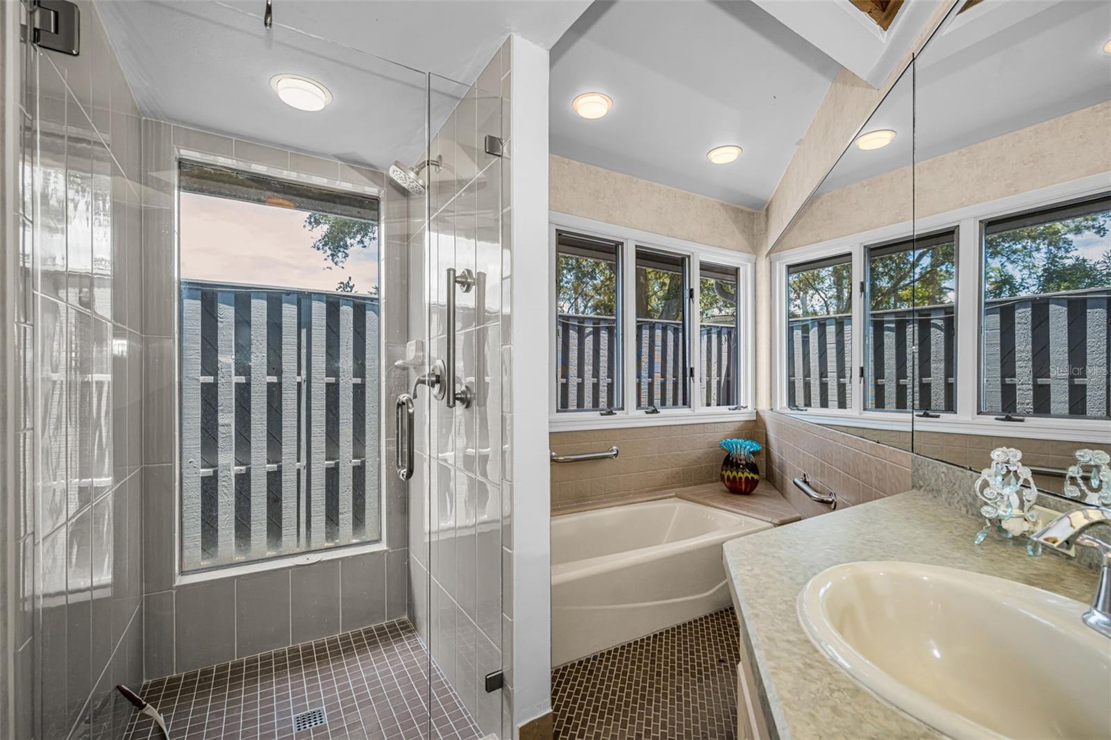 10479 LONGWOOD DR — photo 22
