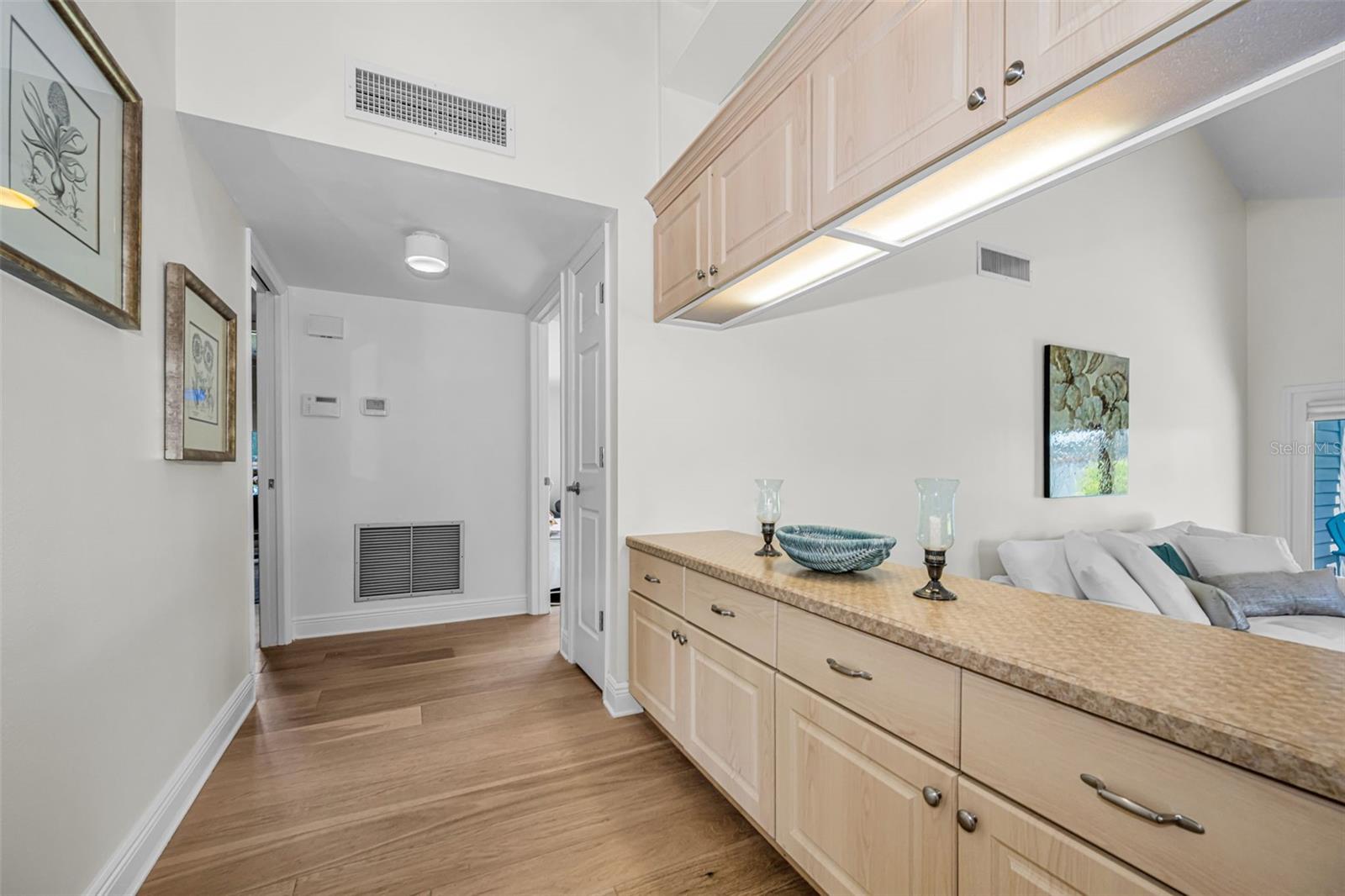 10479 LONGWOOD DR — photo 15