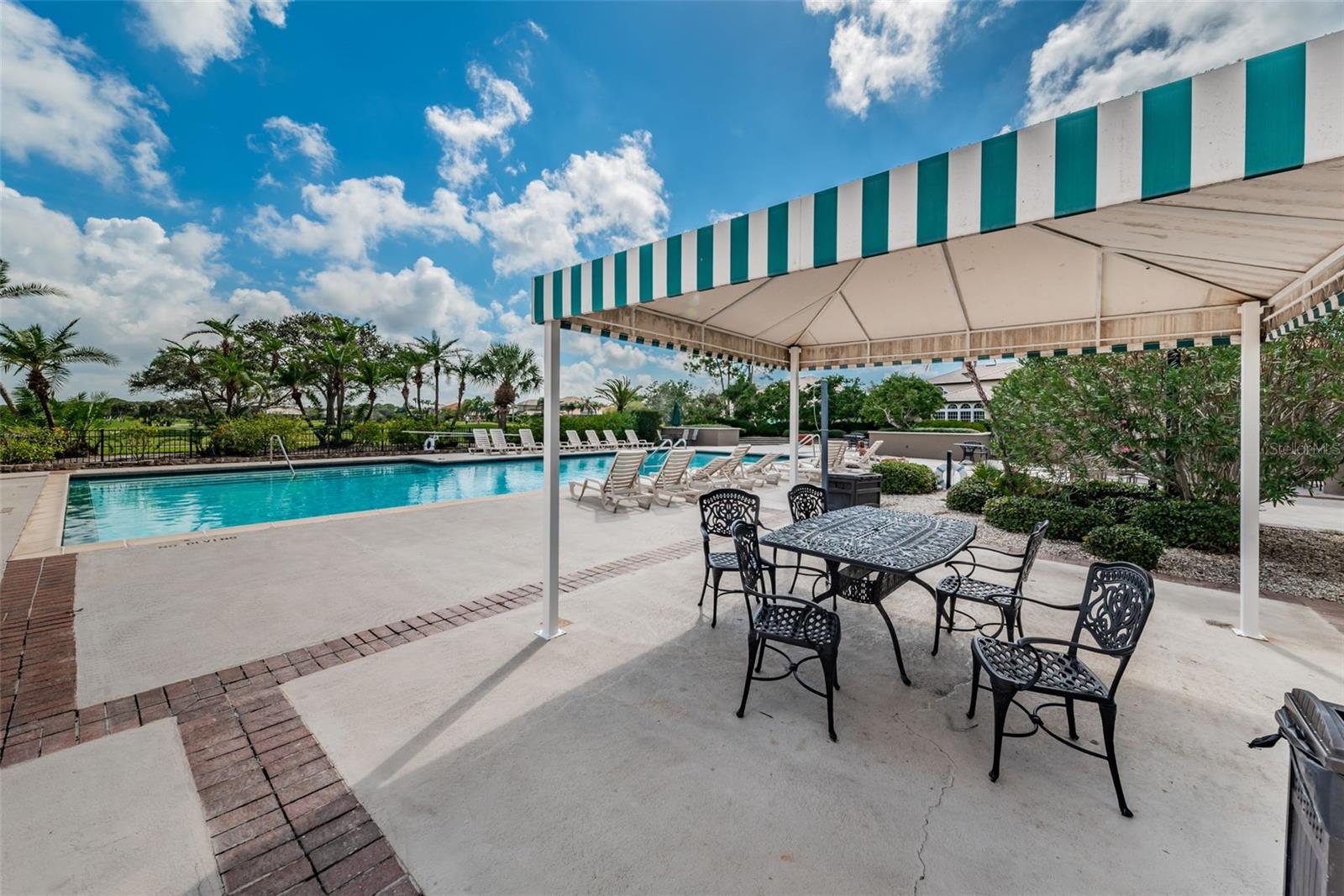10479 LONGWOOD DR — photo 42