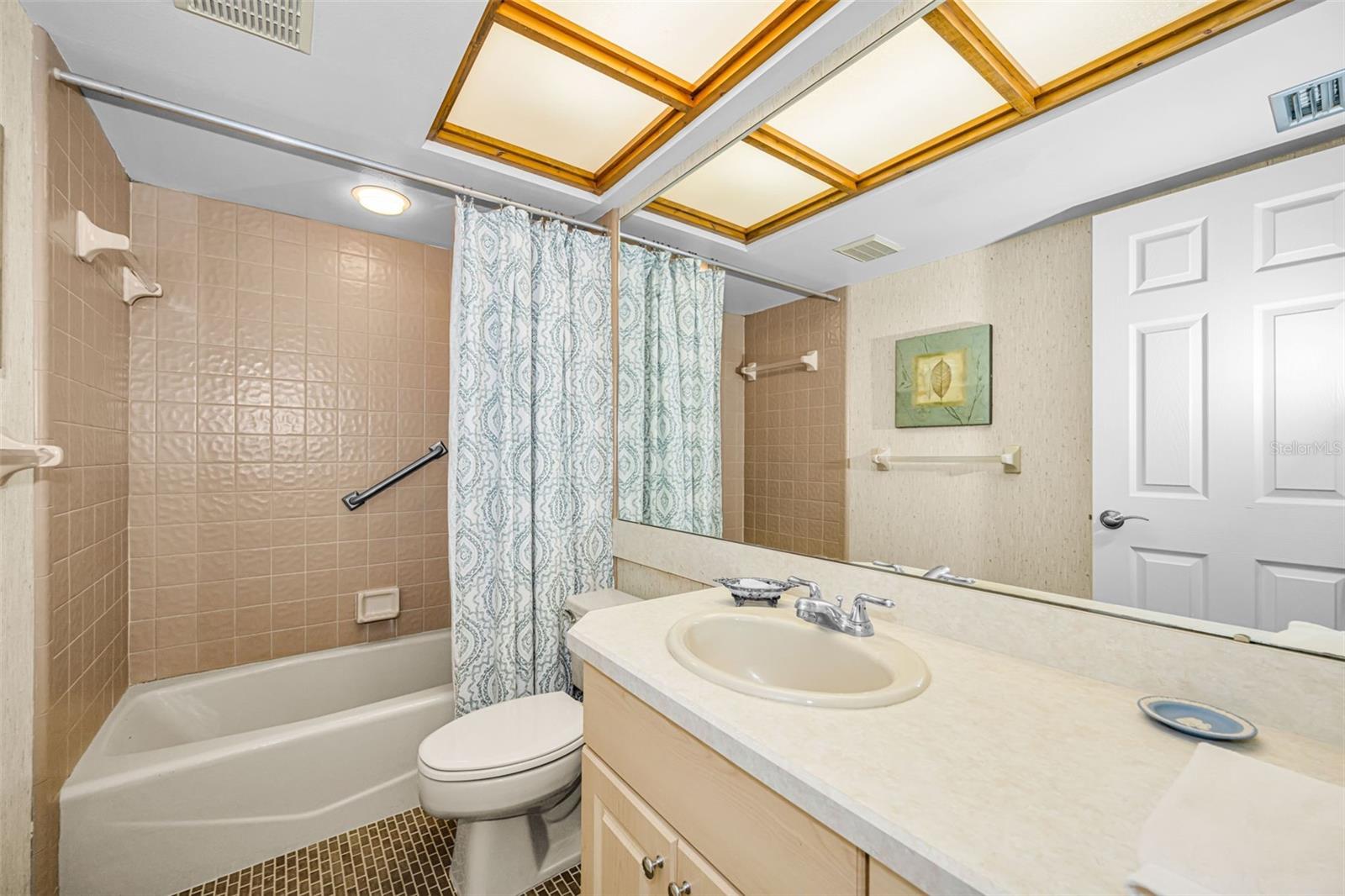10479 LONGWOOD DR — photo 25