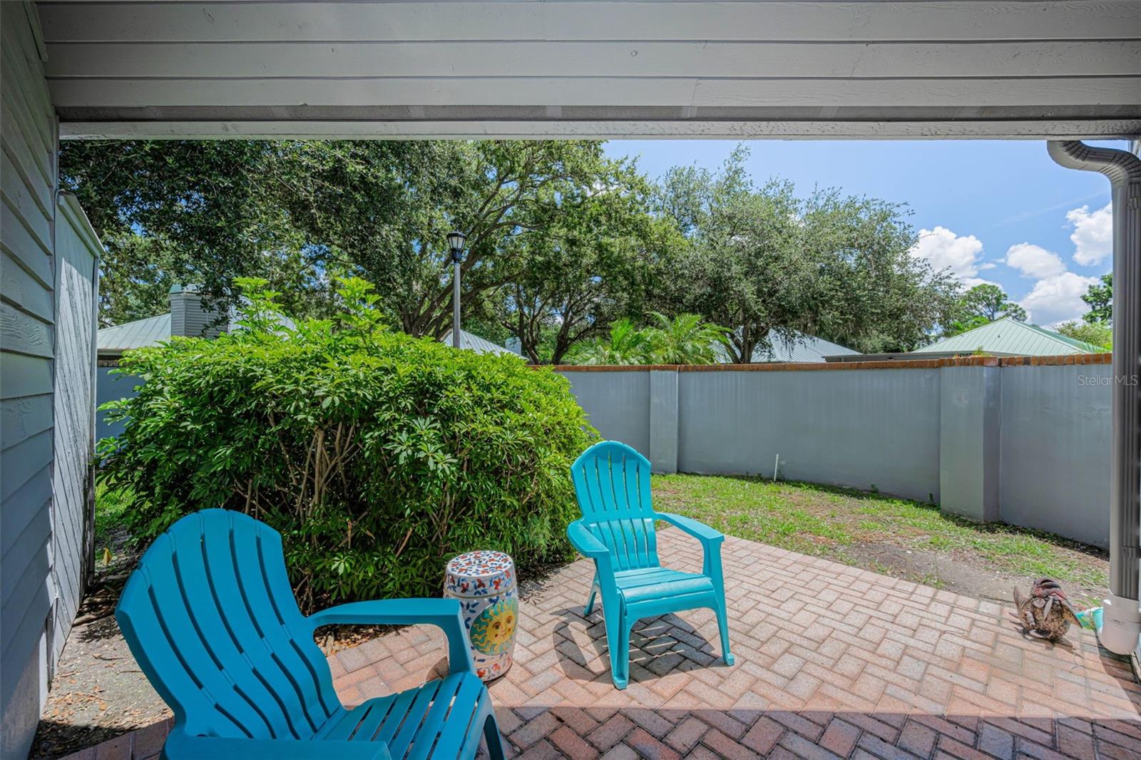 10479 LONGWOOD DR — photo 32
