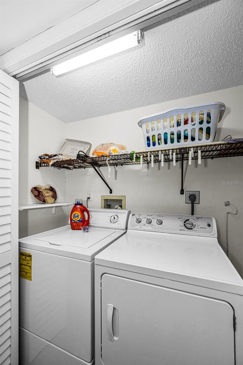 10479 LONGWOOD DR — photo 27