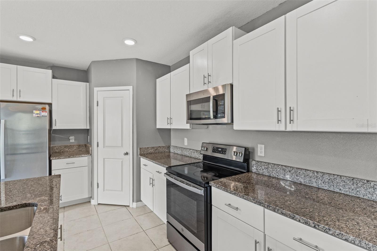 16671 KINGMAN REEF ST — photo 15