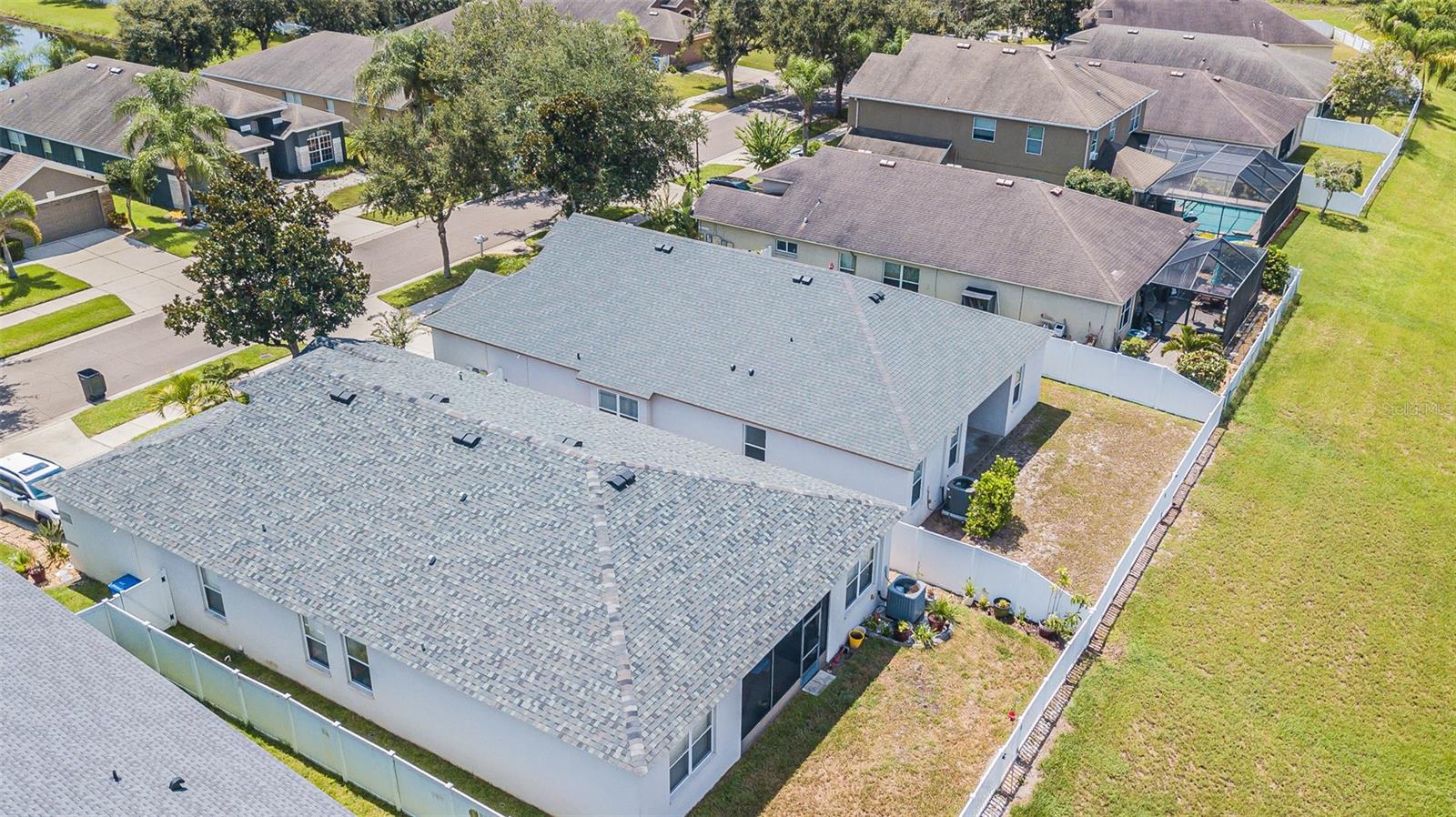 11345 FLORA SPRINGS DR — photo 4