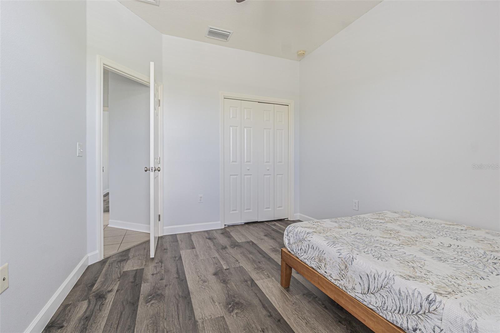 11345 FLORA SPRINGS DR — photo 24