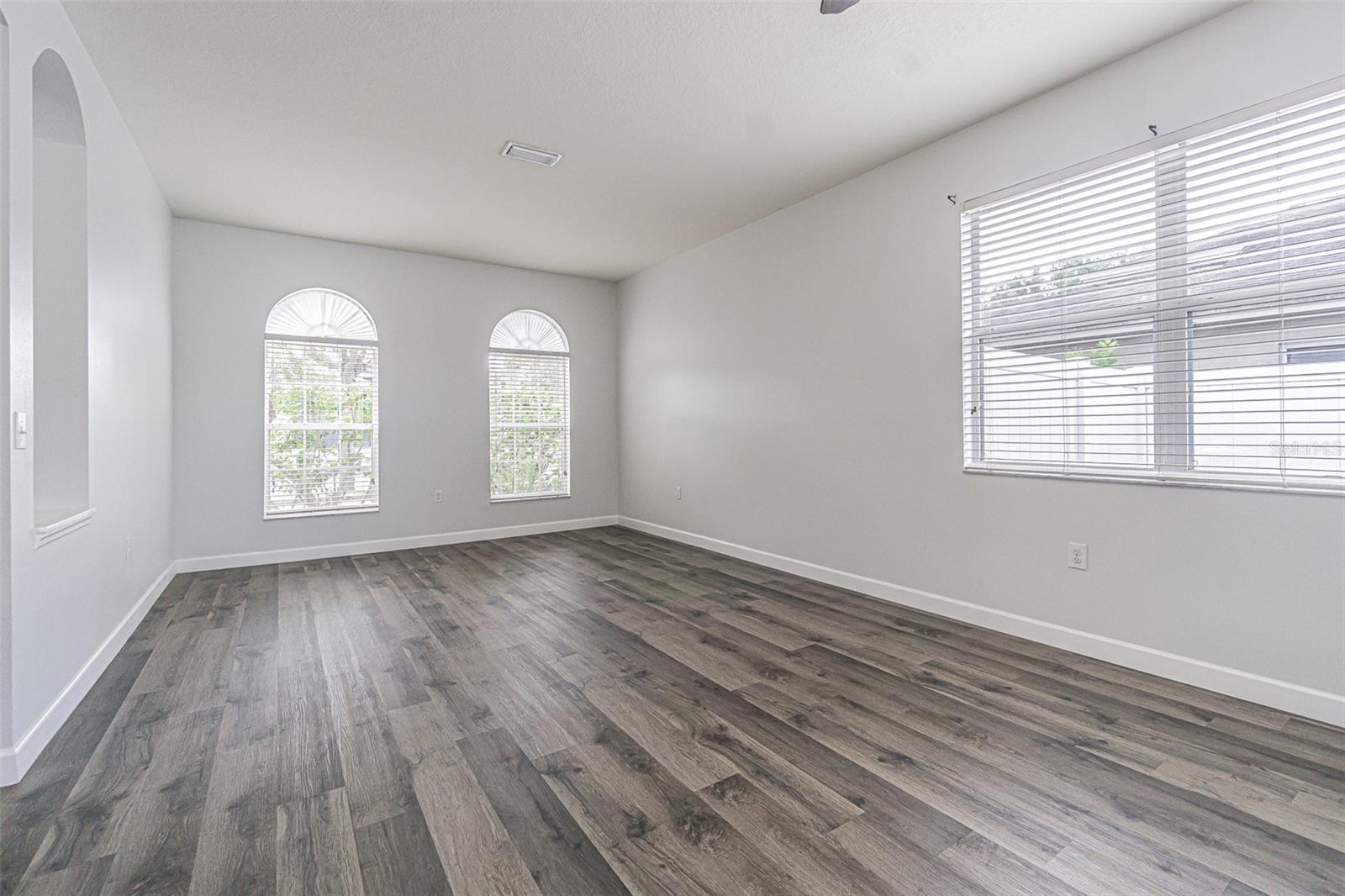 11345 FLORA SPRINGS DR — photo 33
