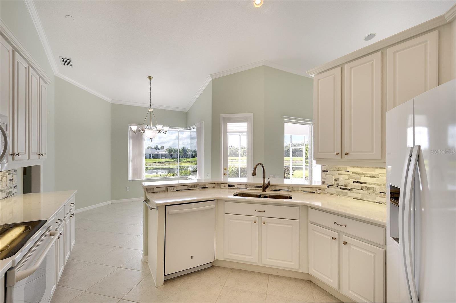 6112 90TH AVENUE CIR E — photo 12