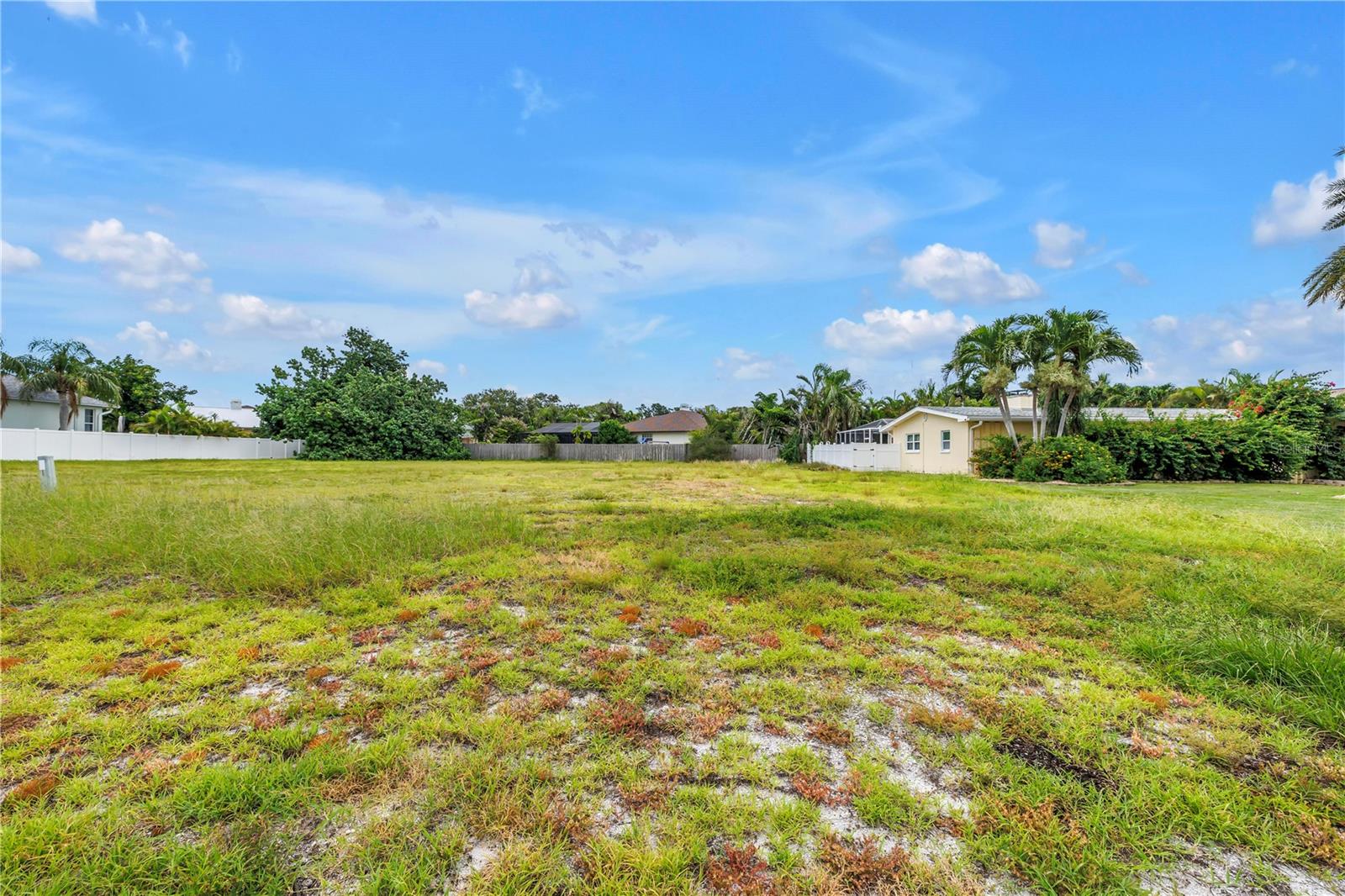255 MONTE CRISTO BLVD — photo 12