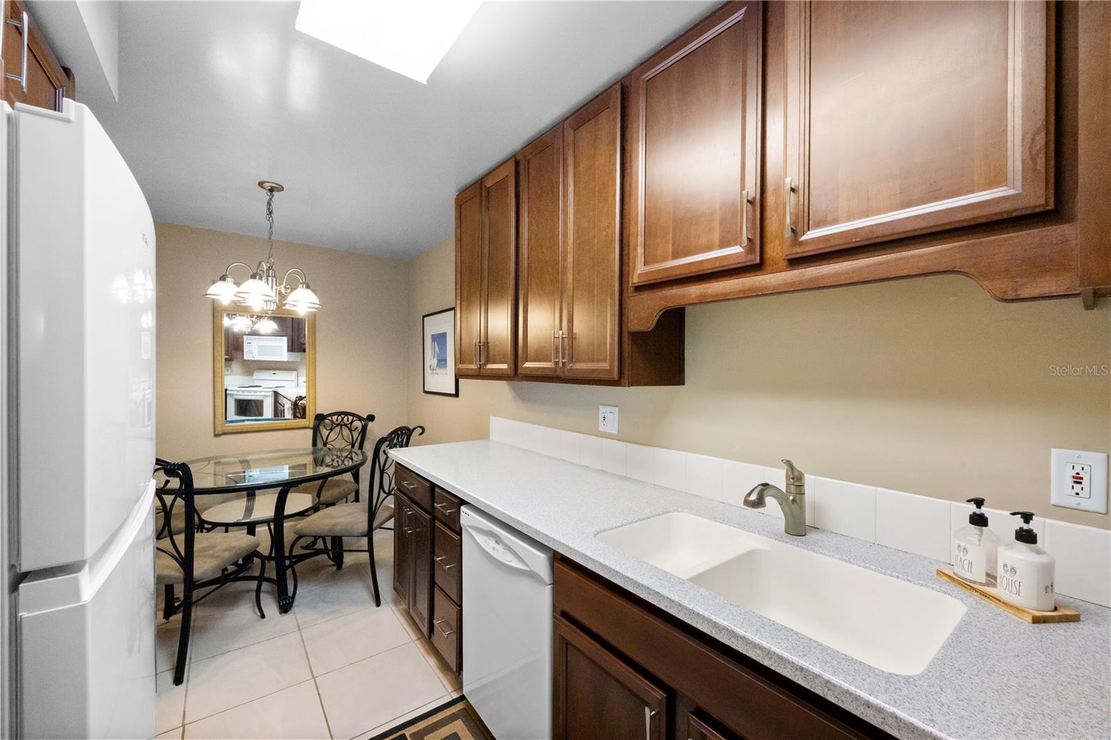 1515 PINELLAS BAYWAY S #7 — photo 8