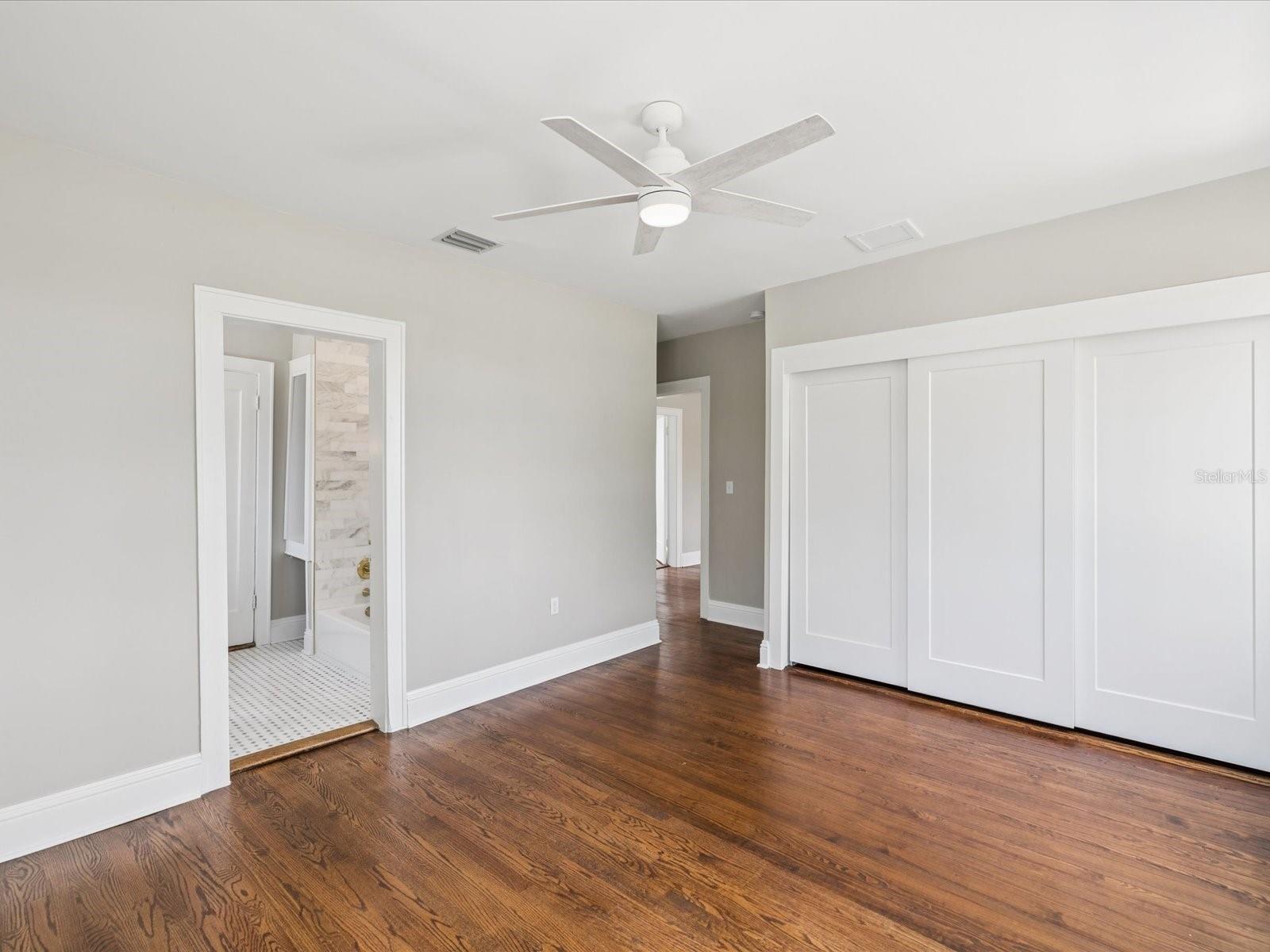 456 GARDENIA ST — photo 32