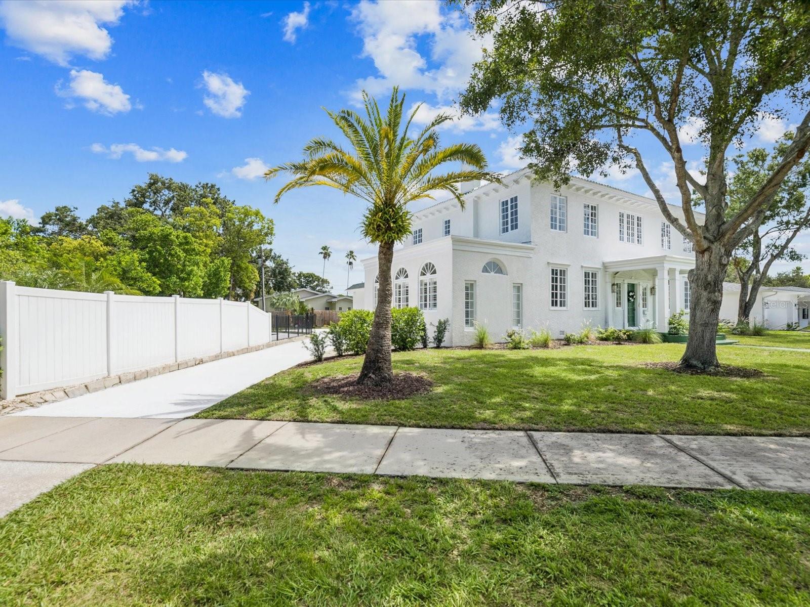 456 GARDENIA ST — photo 48