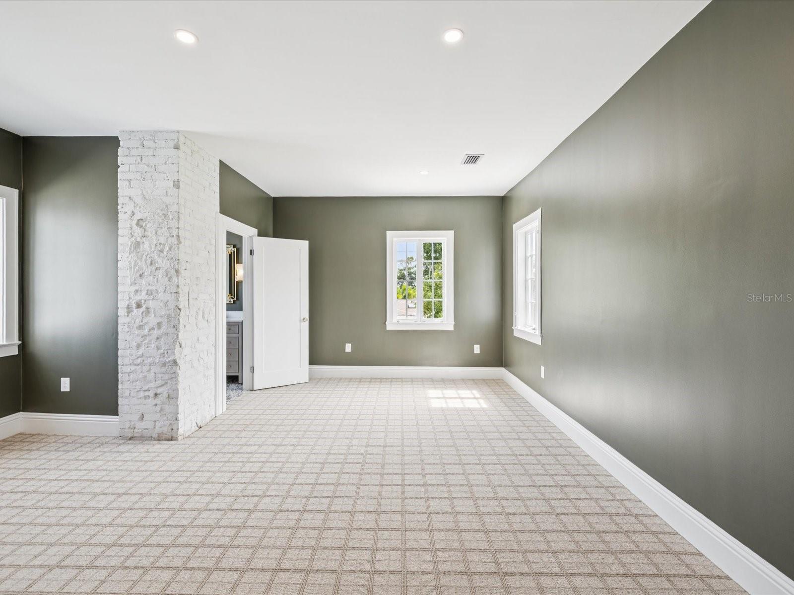 456 GARDENIA ST — photo 30