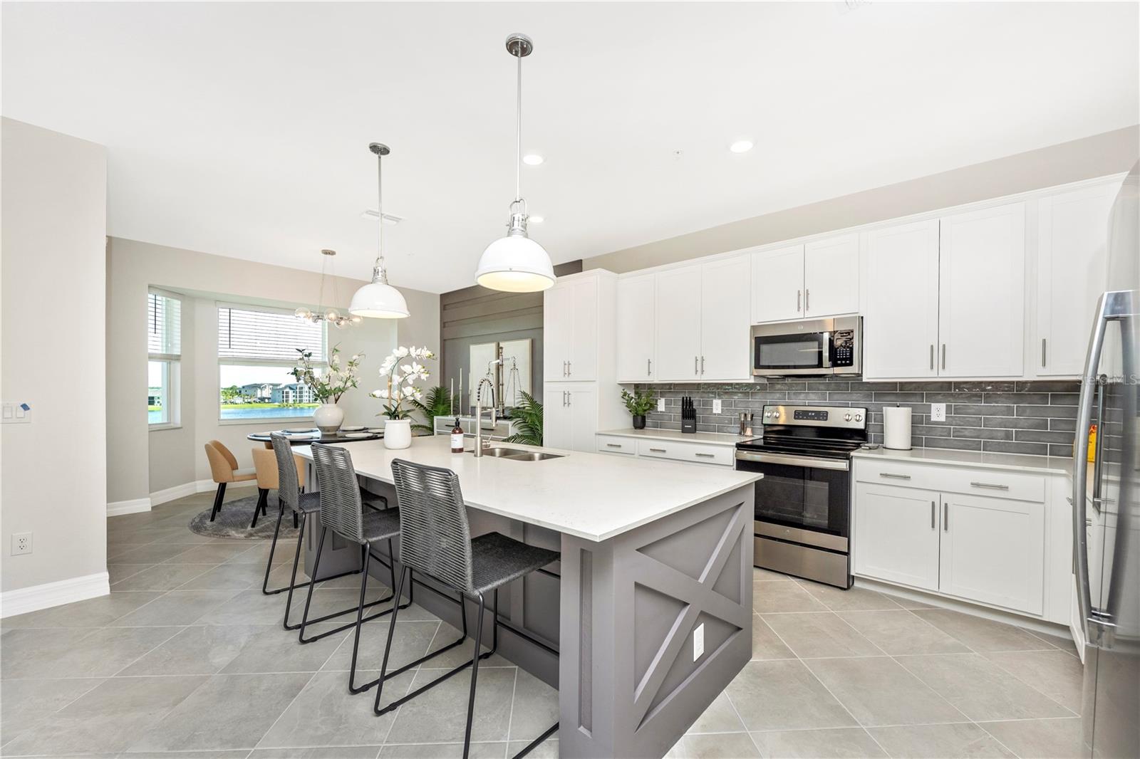 12140 WELLEN GOLF ST #401 — photo 2