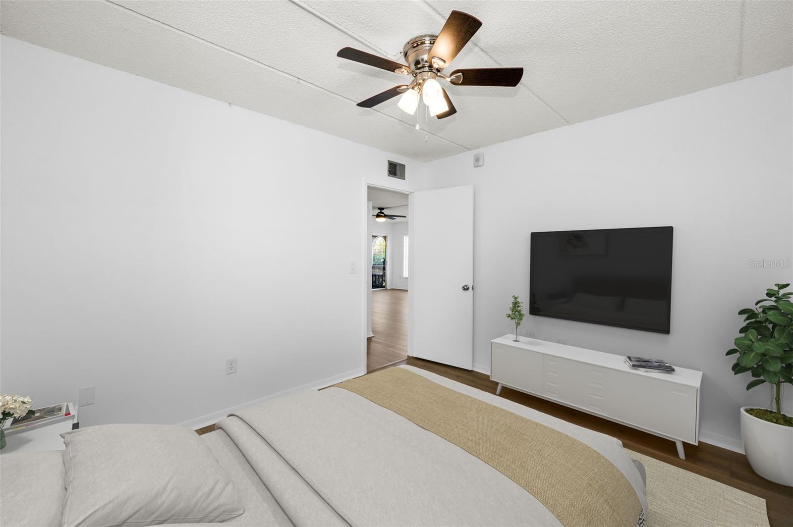 320 N BAYSHORE BLVD #107 — photo 39