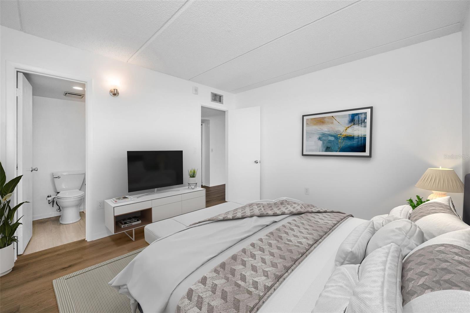 320 N BAYSHORE BLVD #107 — photo 34