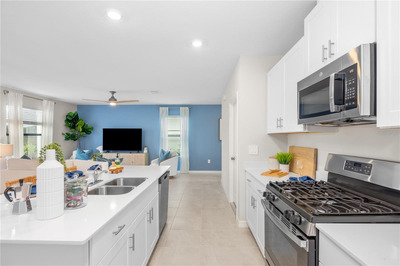 9076 TEQUILA SUNRISE DR — photo 30