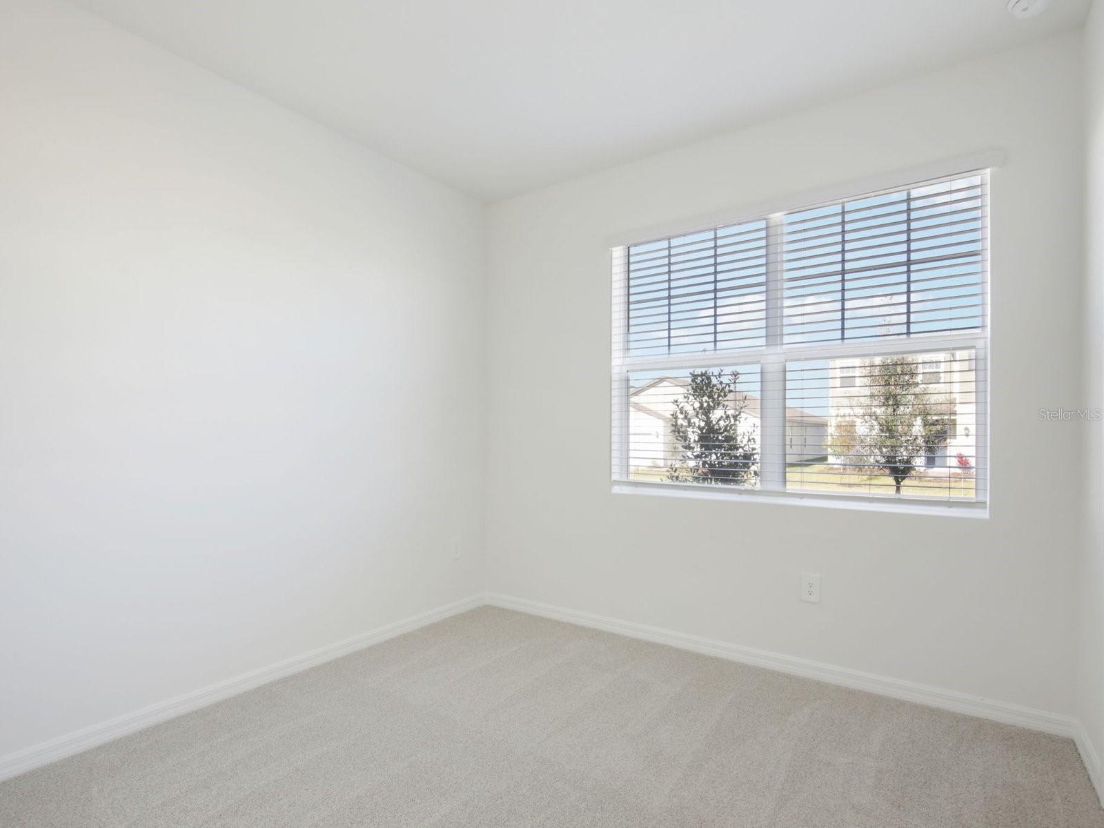 13315 SHELLMORE AVE — photo 5