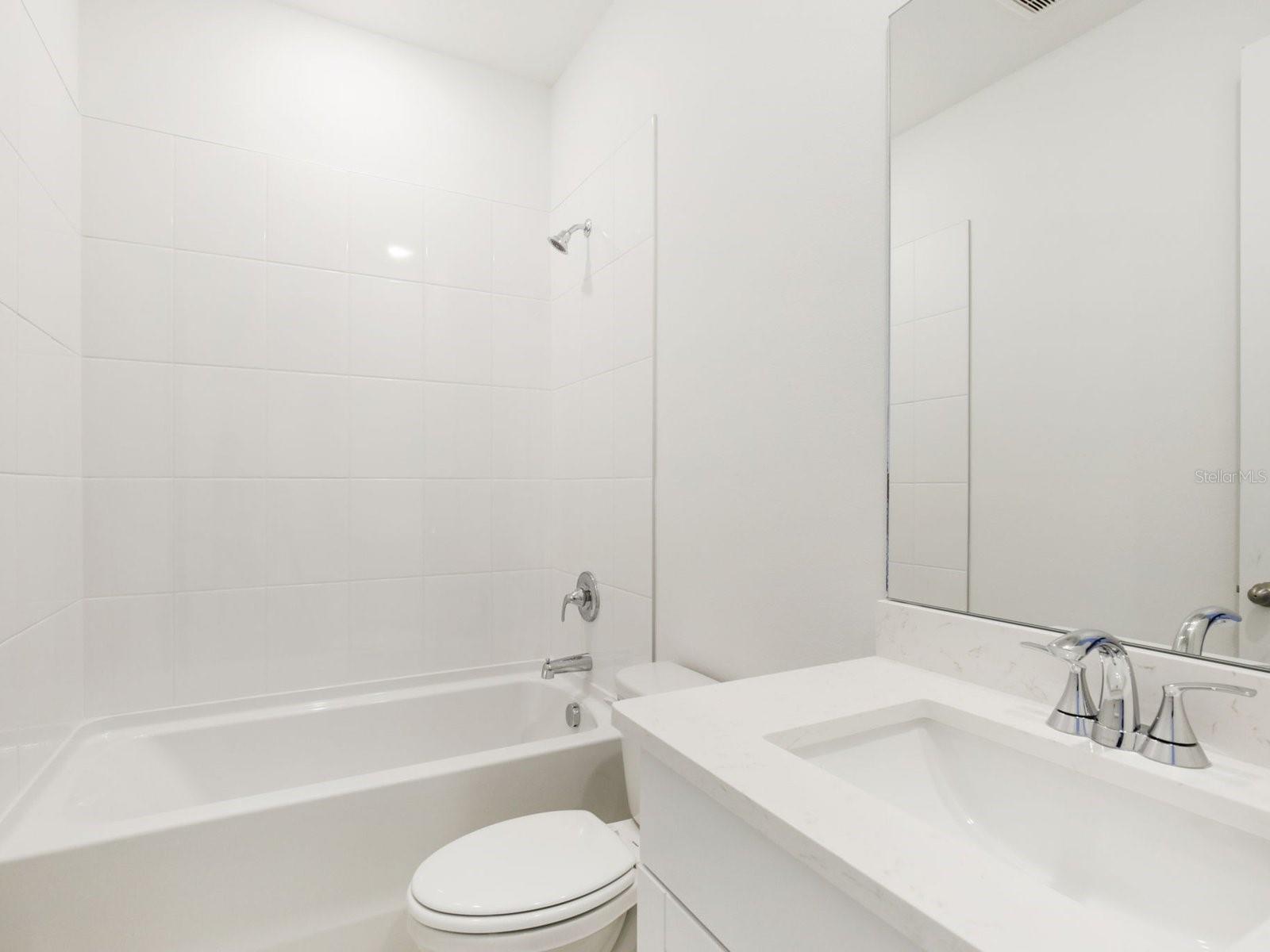 13315 SHELLMORE AVE — photo 13